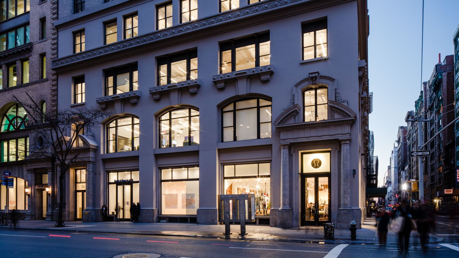 114 Fifth Avenue, New York, NY 10011, USA