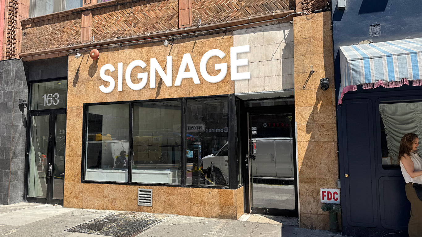 163 West 23rd Street, New York, NY 10011, USA