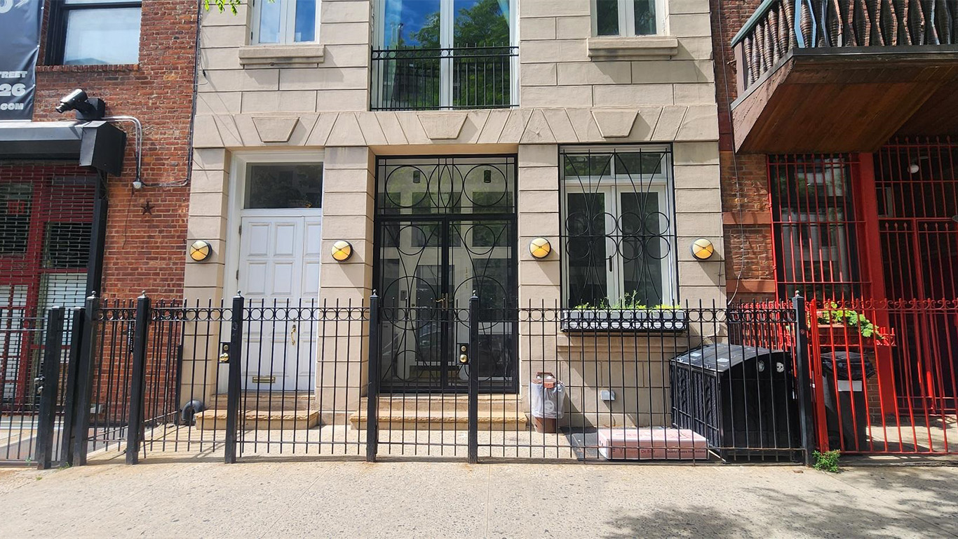 181 Christopher St, New York, NY 10014, USA