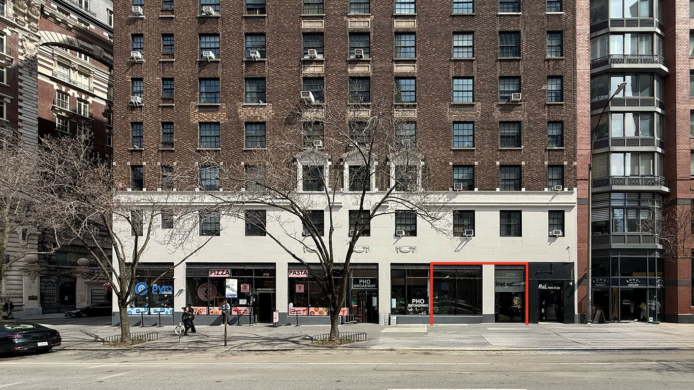 2056 Broadway, New York, NY 10023, USA